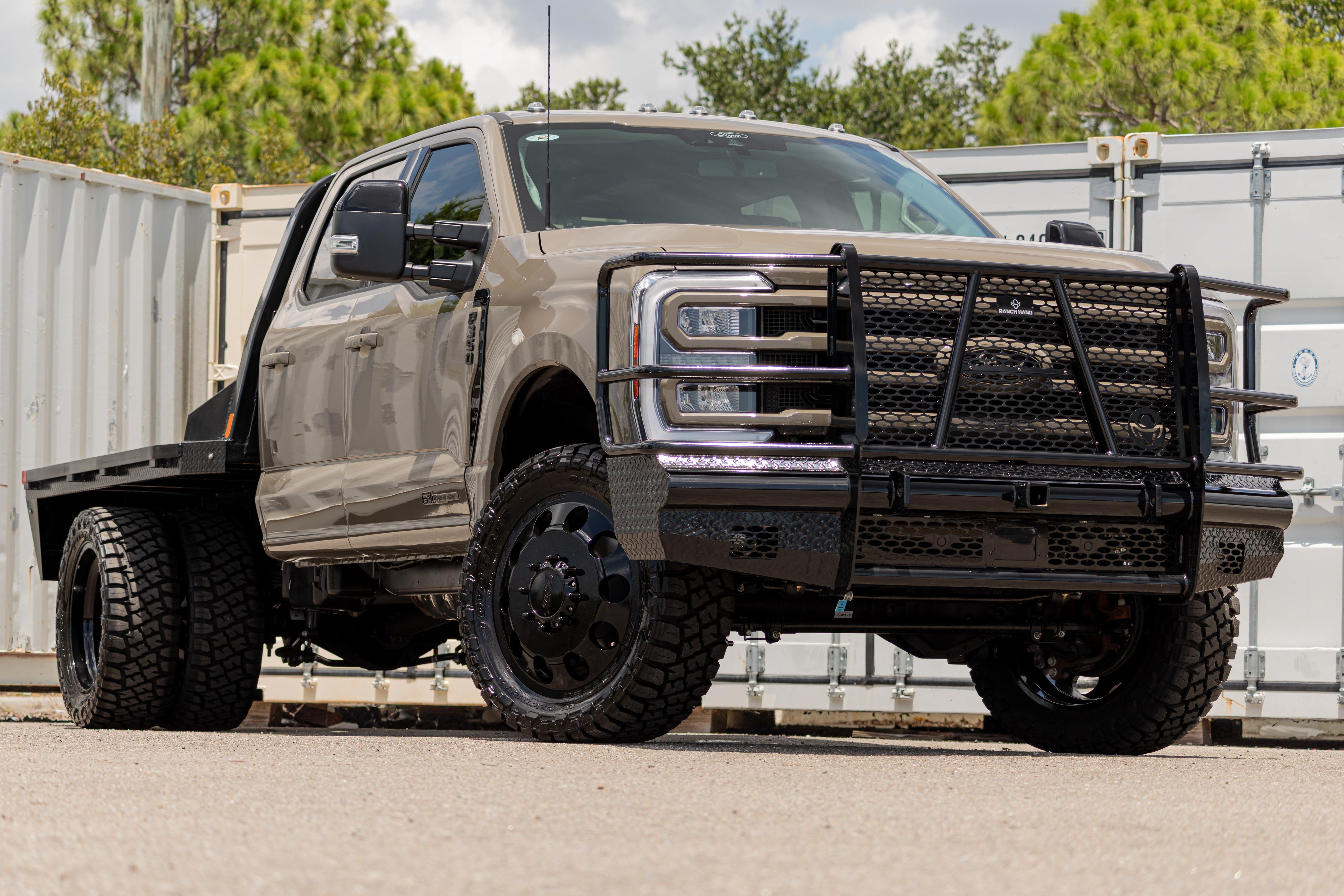 2026 Ford F-350SD Lariat