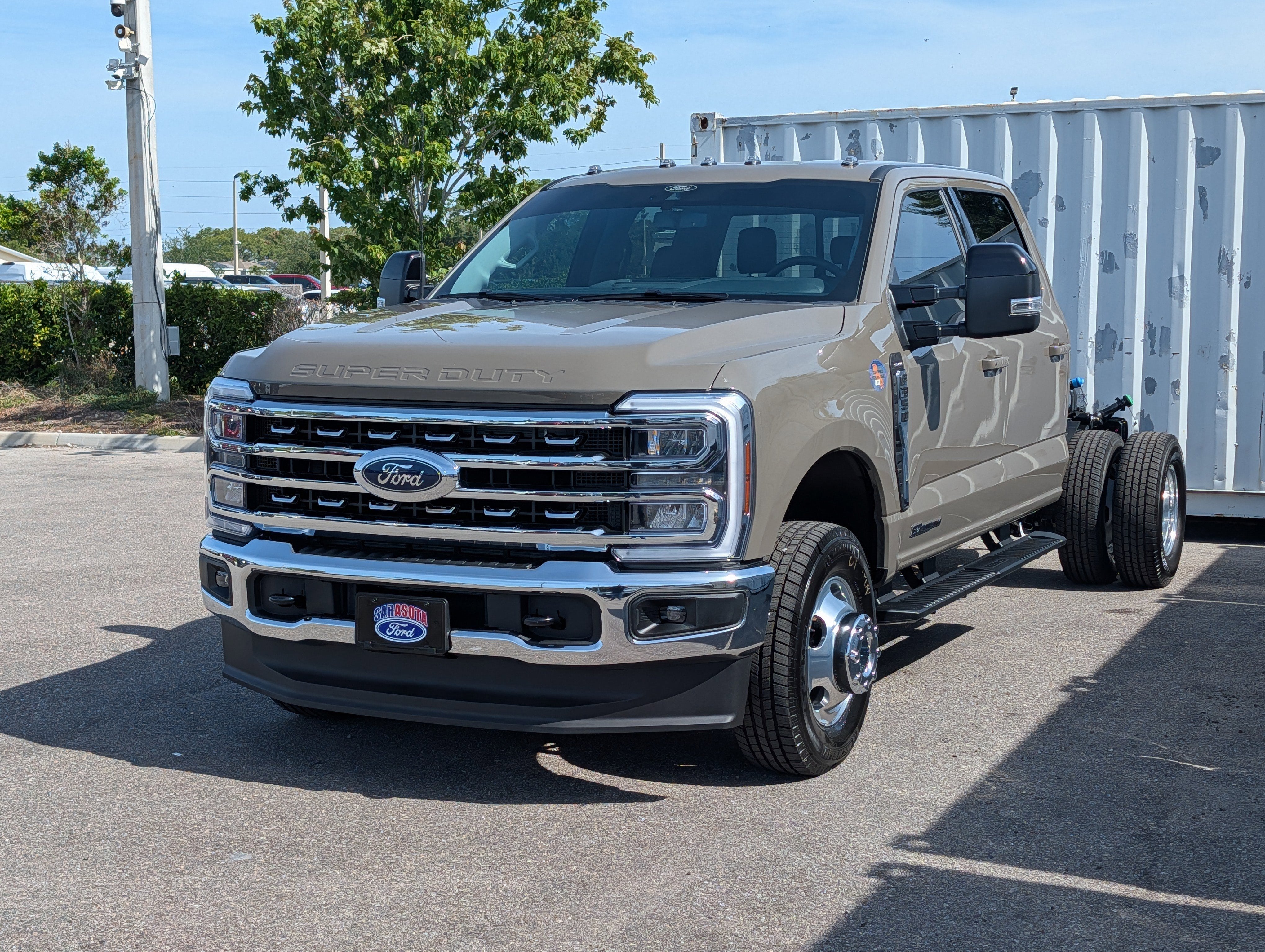 2026 Ford F-350SD Lariat