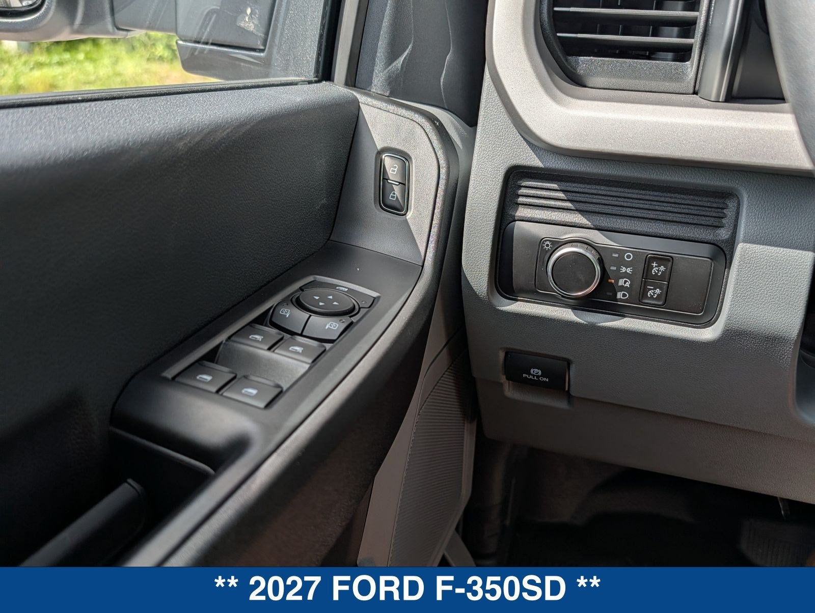 2027 Ford F-350SD XL