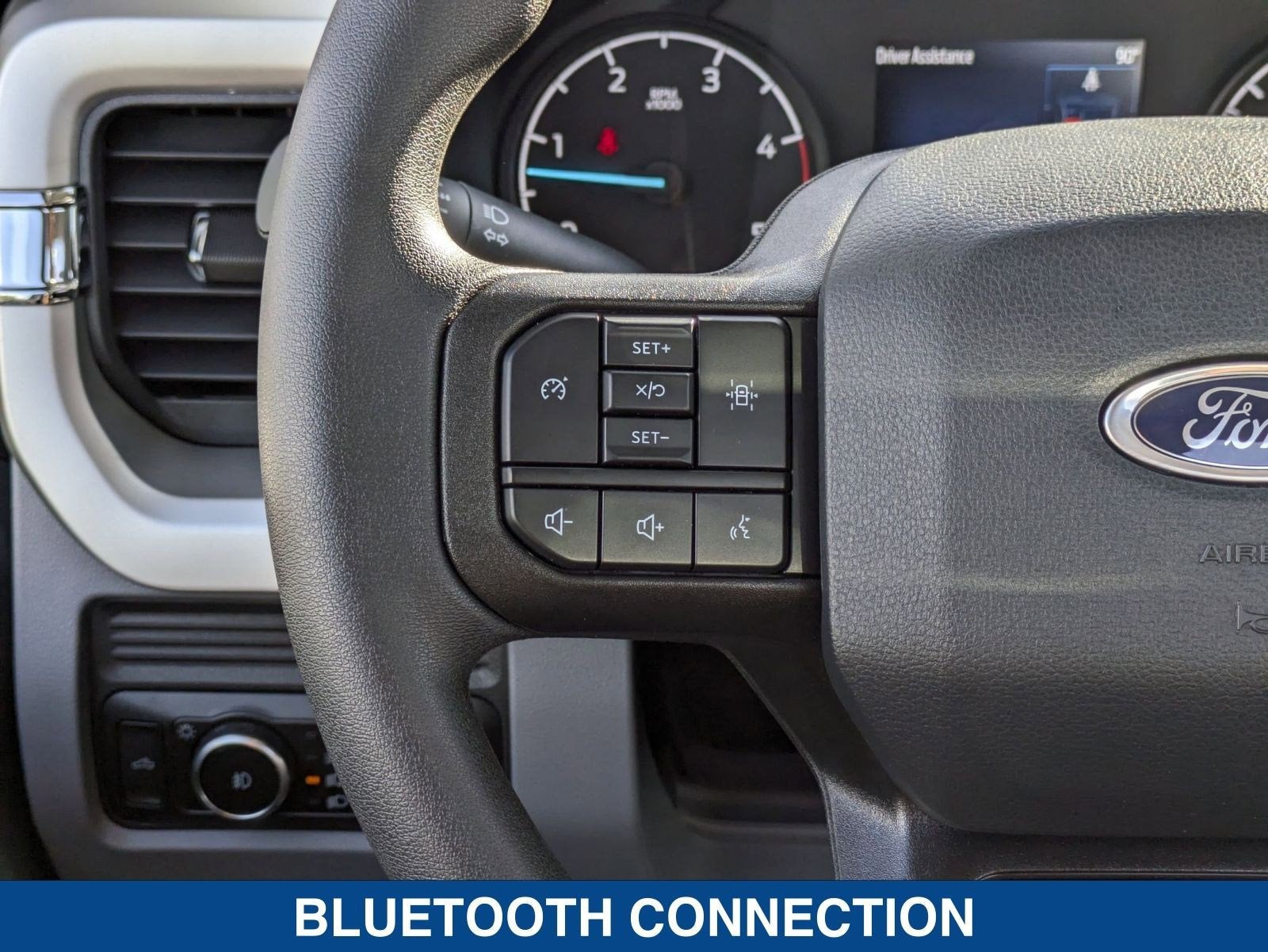 2025 Ford Super Duty F-600 DRW XL