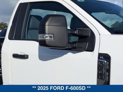 2025 Ford F-600SD XL