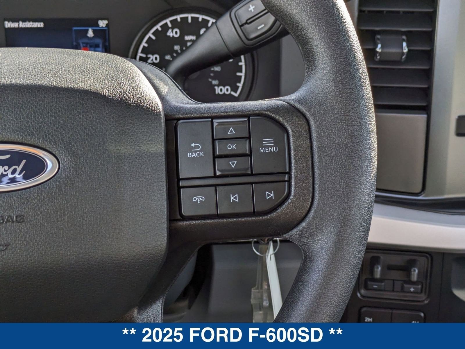 2025 Ford F-600SD XL