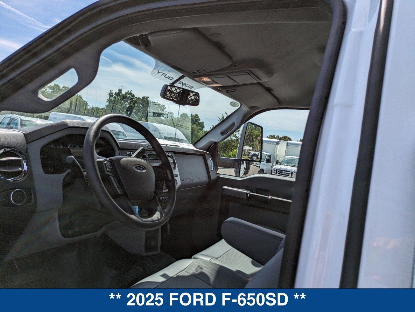 2025 Ford F-650SD F-650 SD Gas Straight Frame