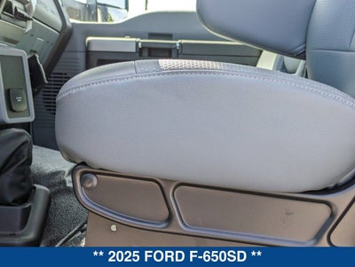 2025 Ford F-650SD F-650 SD Gas Straight Frame