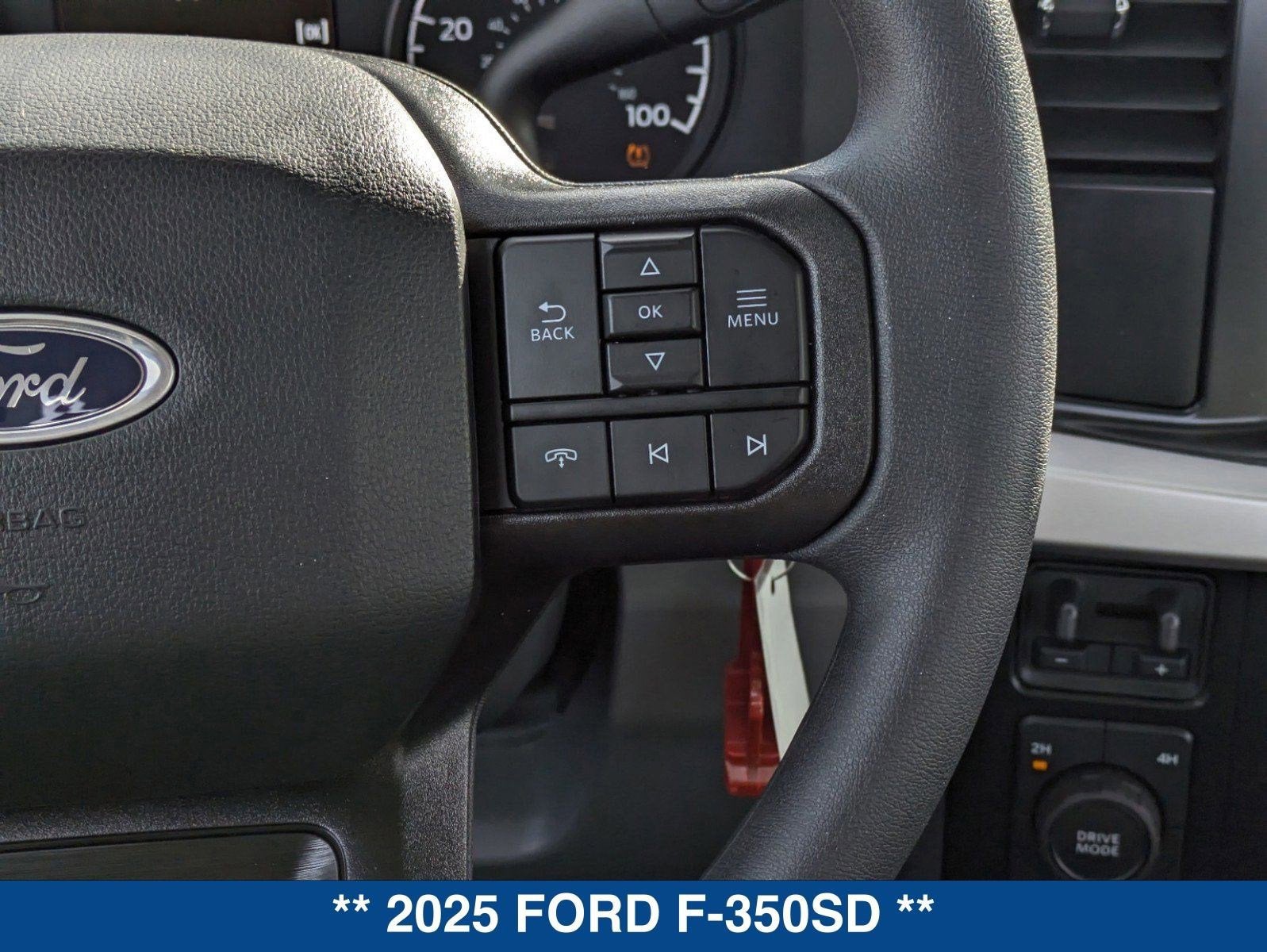 2025 Ford Super Duty F-350 DRW XL