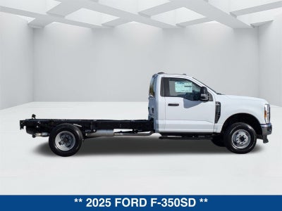 2025 Ford Super Duty F-350 DRW XL