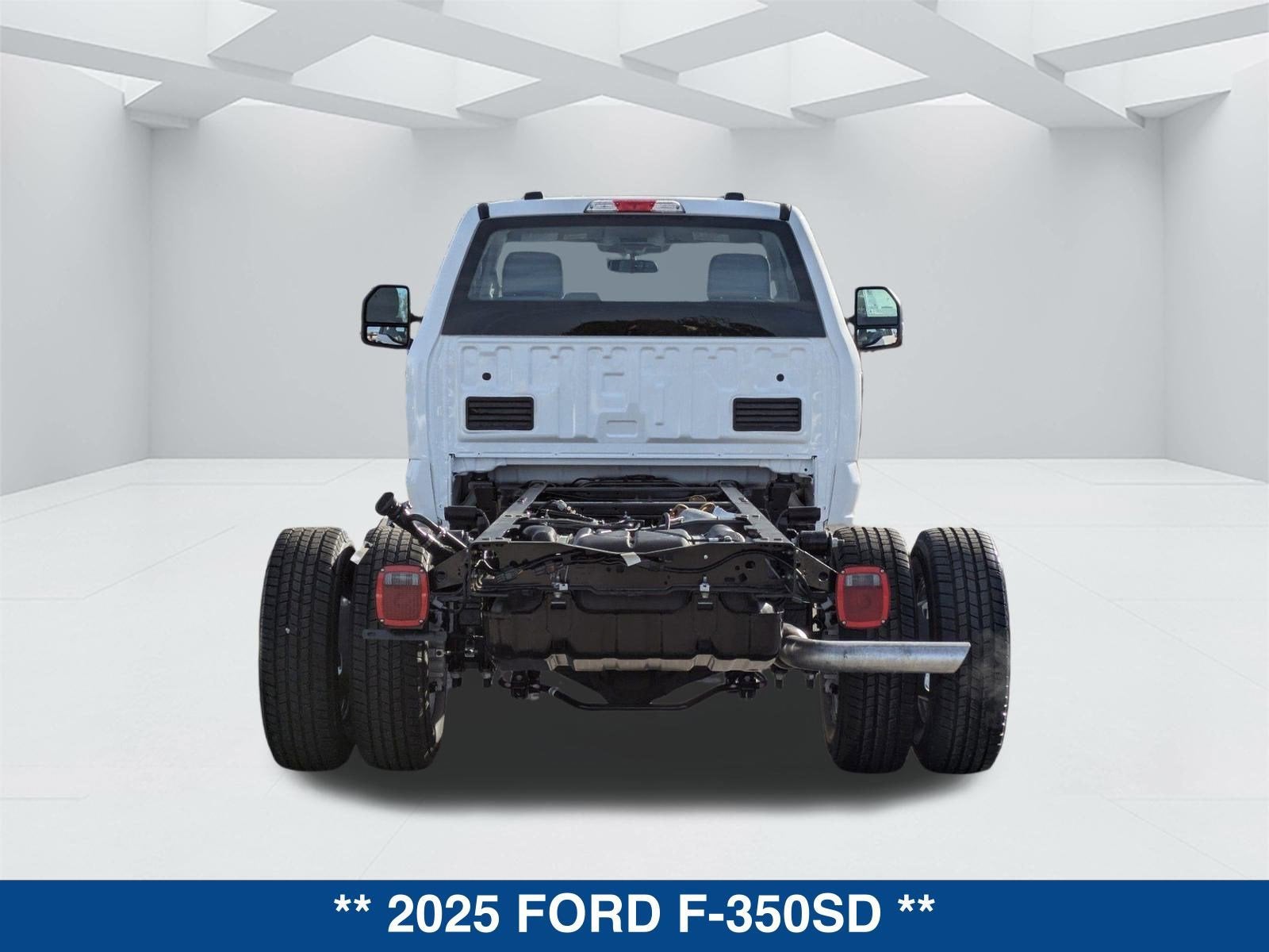 2025 Ford Super Duty F-350 DRW XL