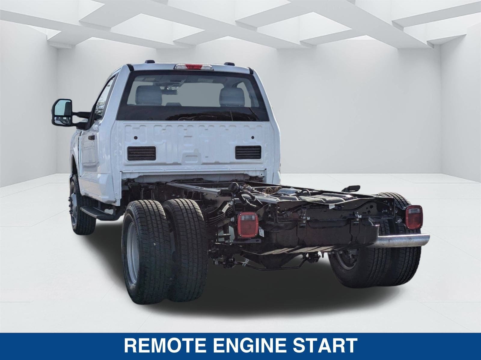 2025 Ford Super Duty F-350 DRW XL