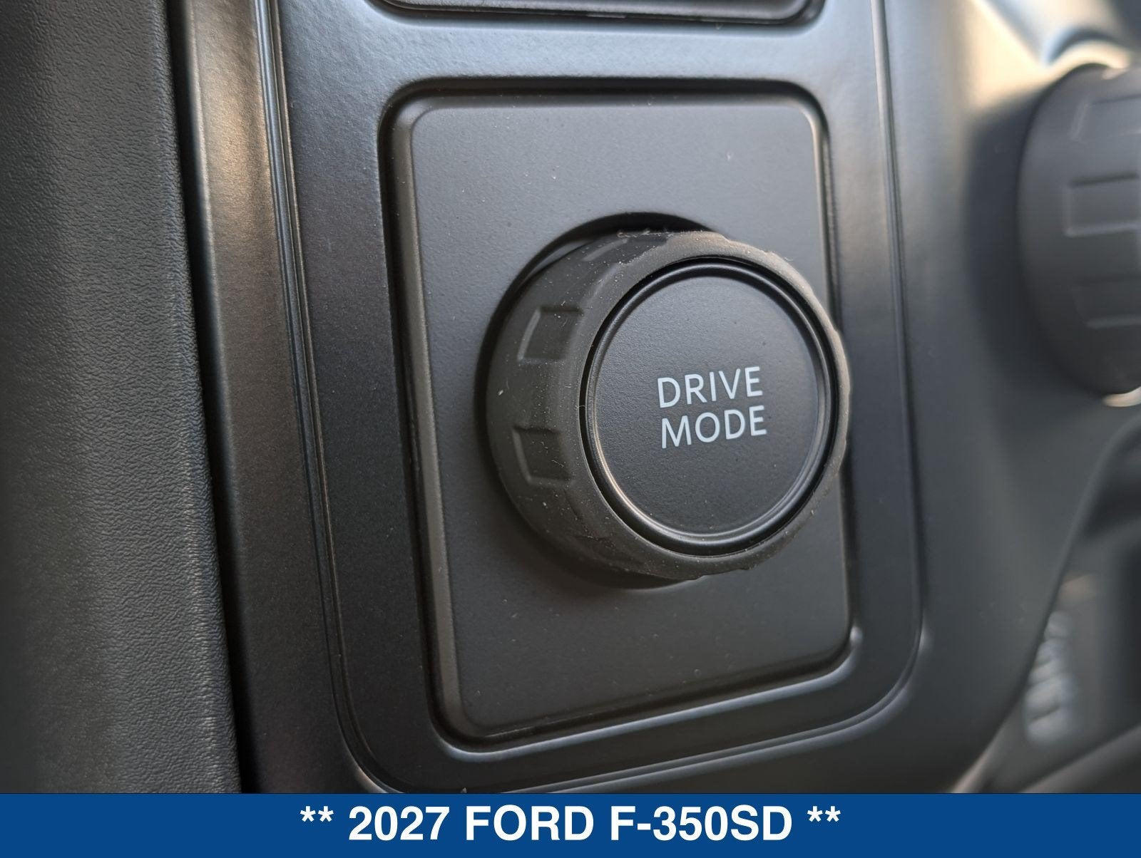2027 Ford F-350SD XL