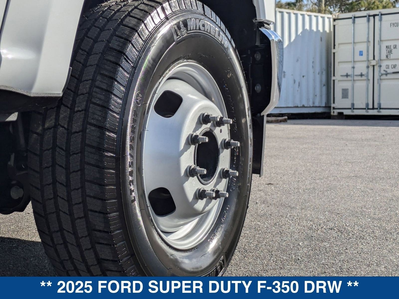 2025 Ford Super Duty F-350 DRW XL