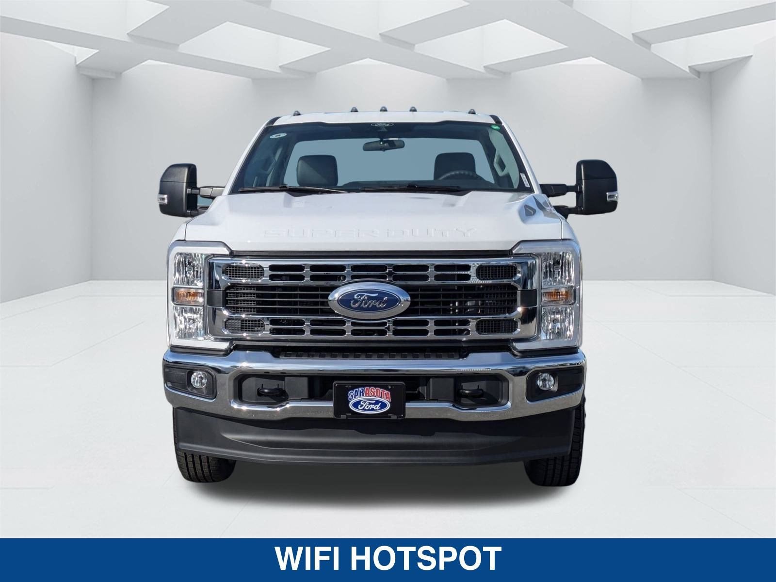 2025 Ford Super Duty F-350 DRW XL