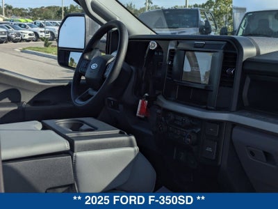 2025 Ford Super Duty F-350 DRW XL