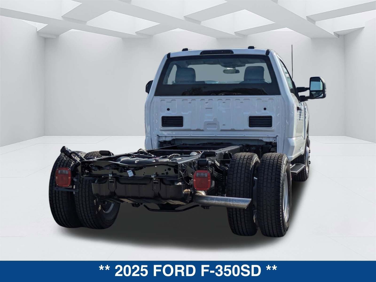 2025 Ford Super Duty F-350 DRW XL