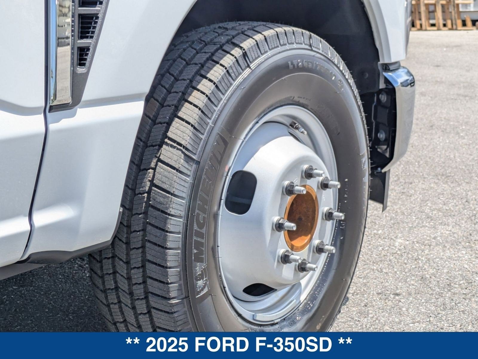 2025 Ford Super Duty F-350 DRW XL