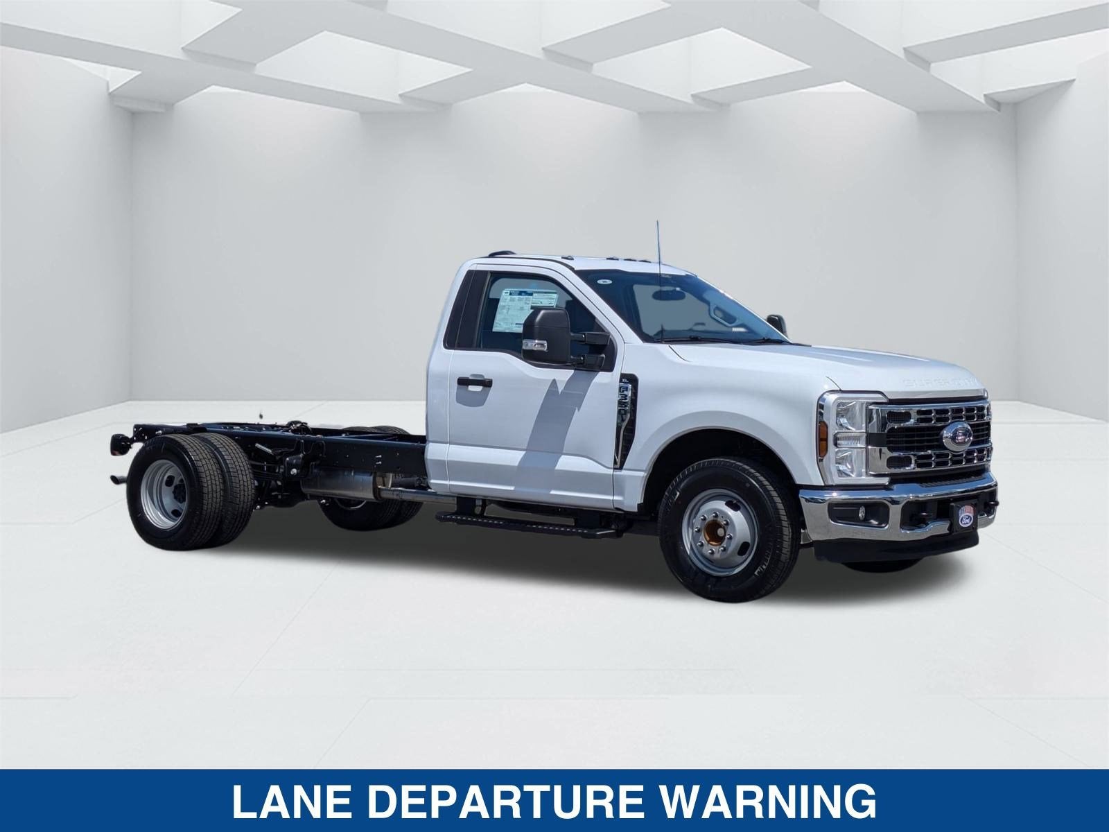 2025 Ford Super Duty F-350 DRW XL