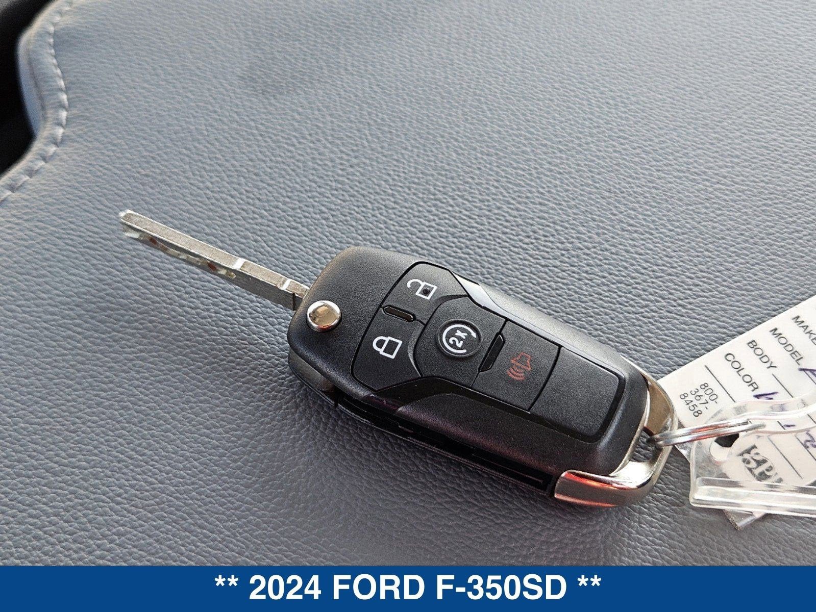 2024 Ford Super Duty F-350 DRW XL