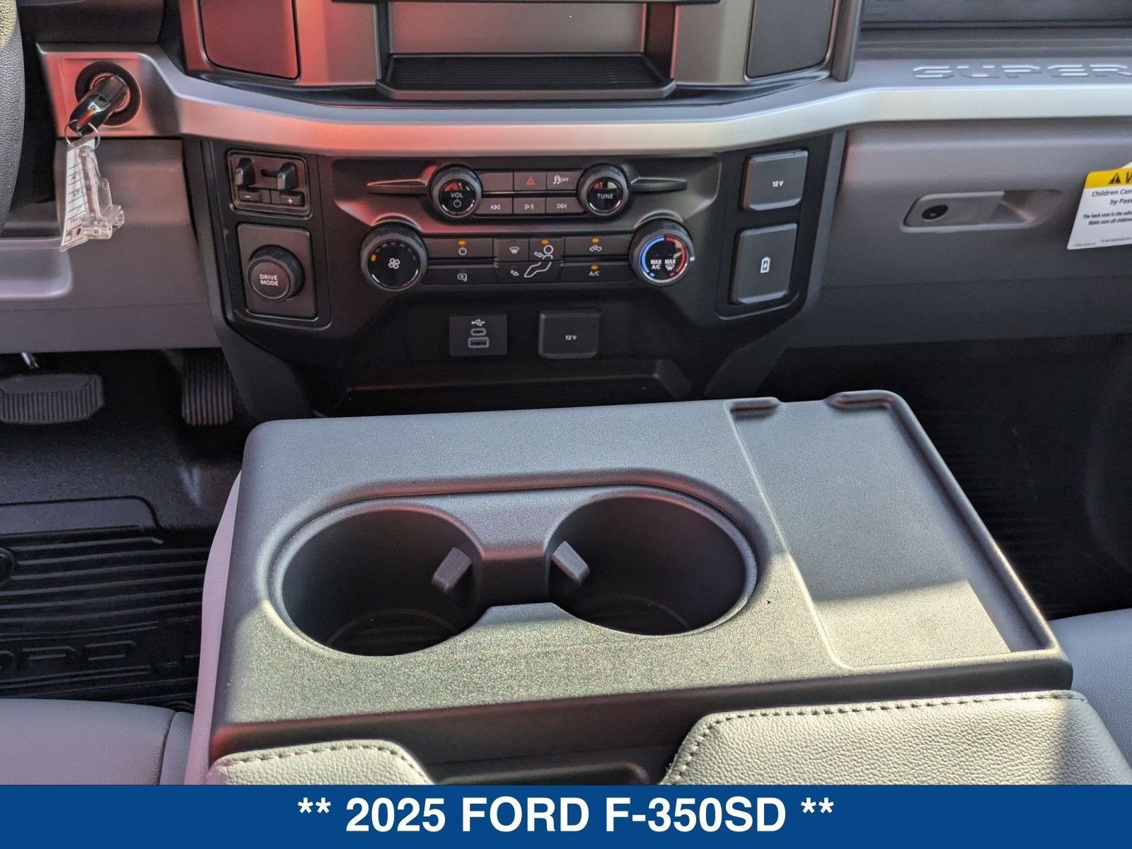 2025 Ford F-350SD XL