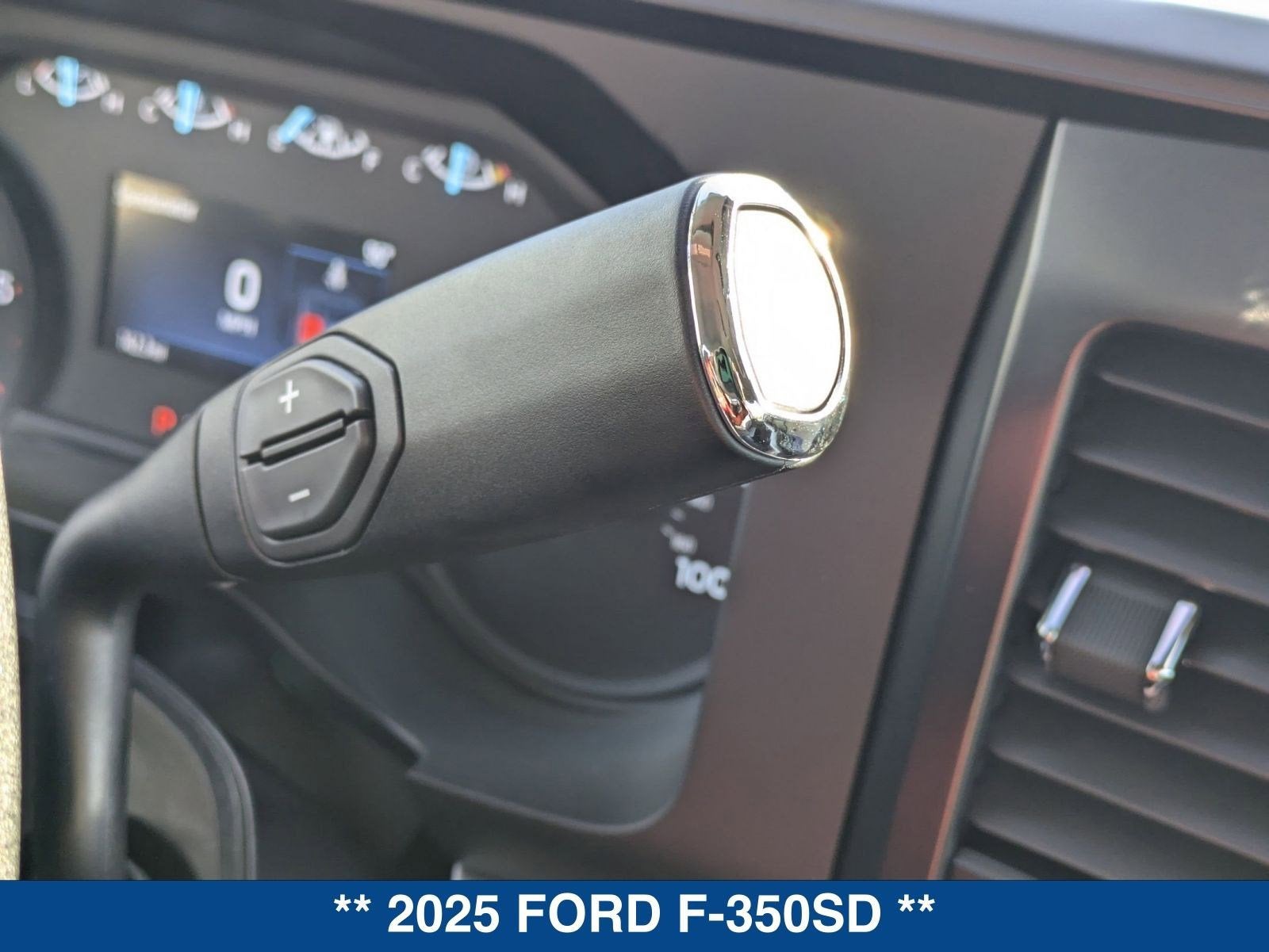 2025 Ford F-350SD XL