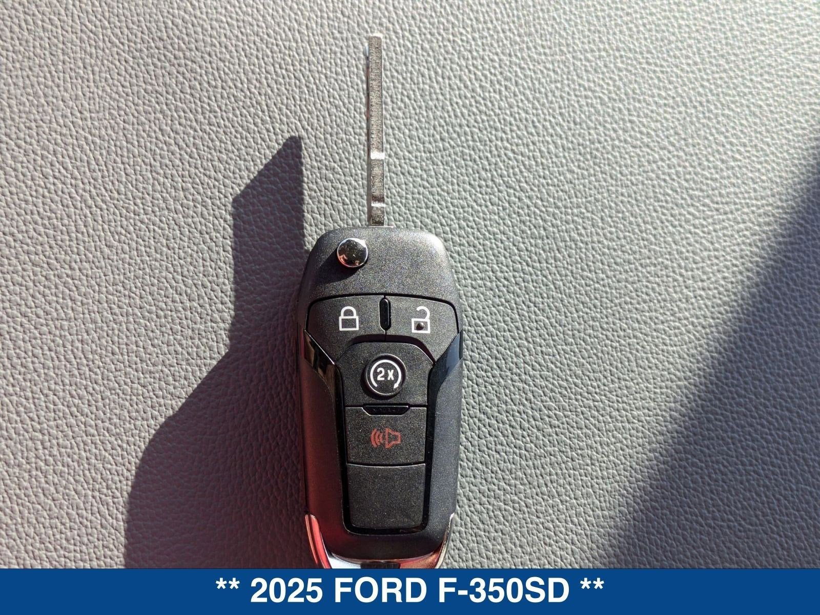 2025 Ford F-350SD XL