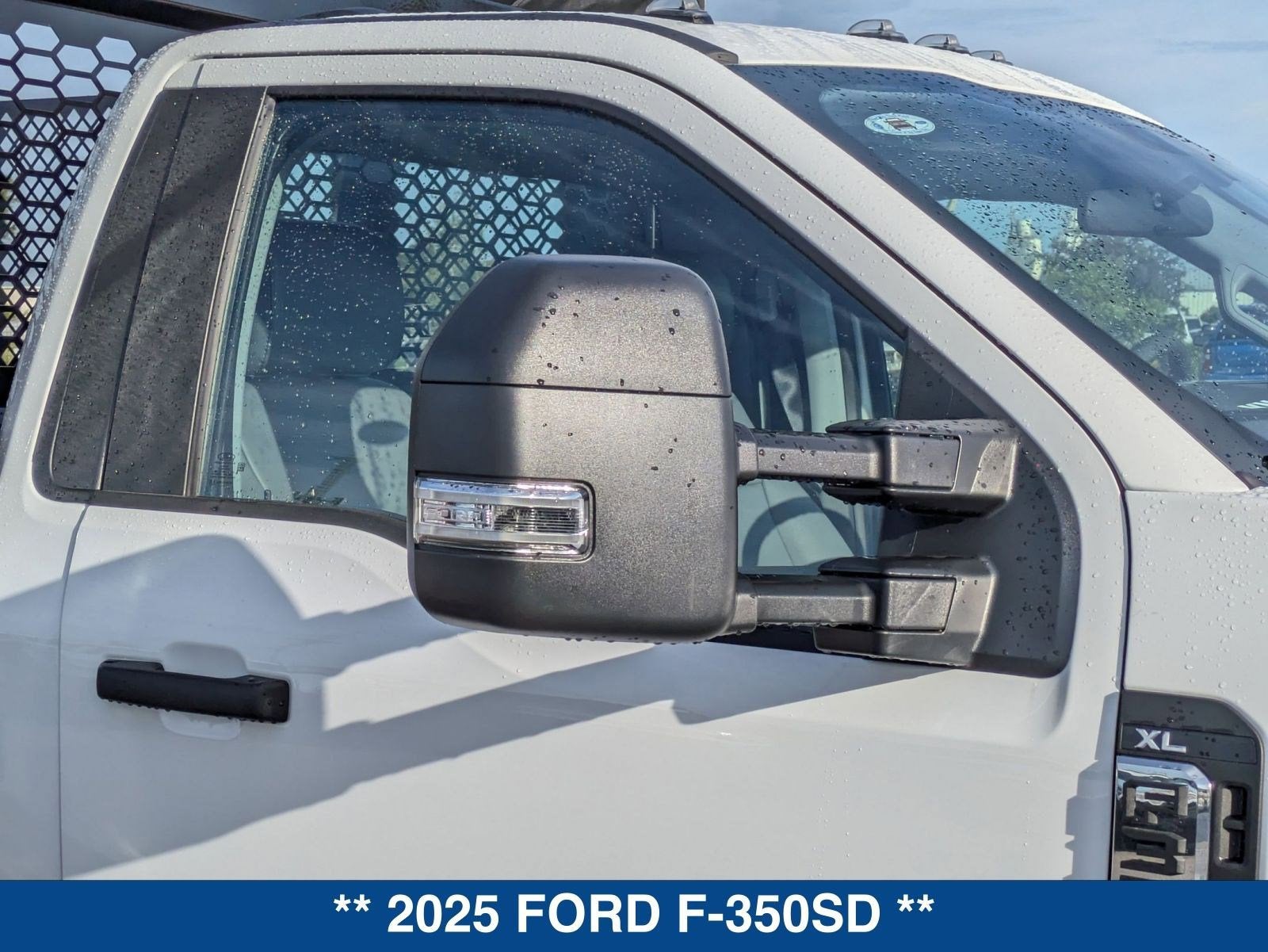 2025 Ford Super Duty F-350 DRW F-350® XL