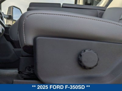 2025 Ford Super Duty F-350 DRW F-350® XL