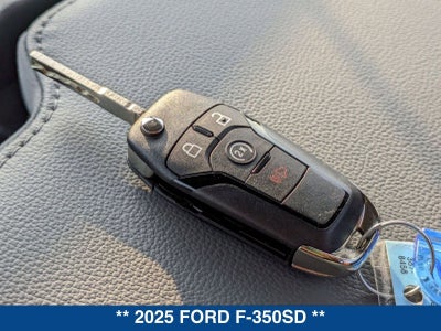 2025 Ford Super Duty F-350 DRW XL