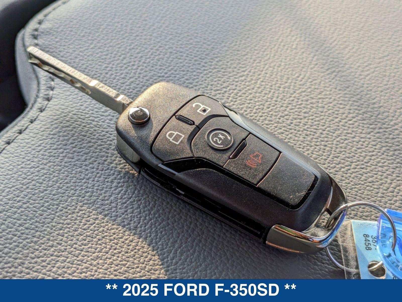 2025 Ford Super Duty F-350 DRW XL