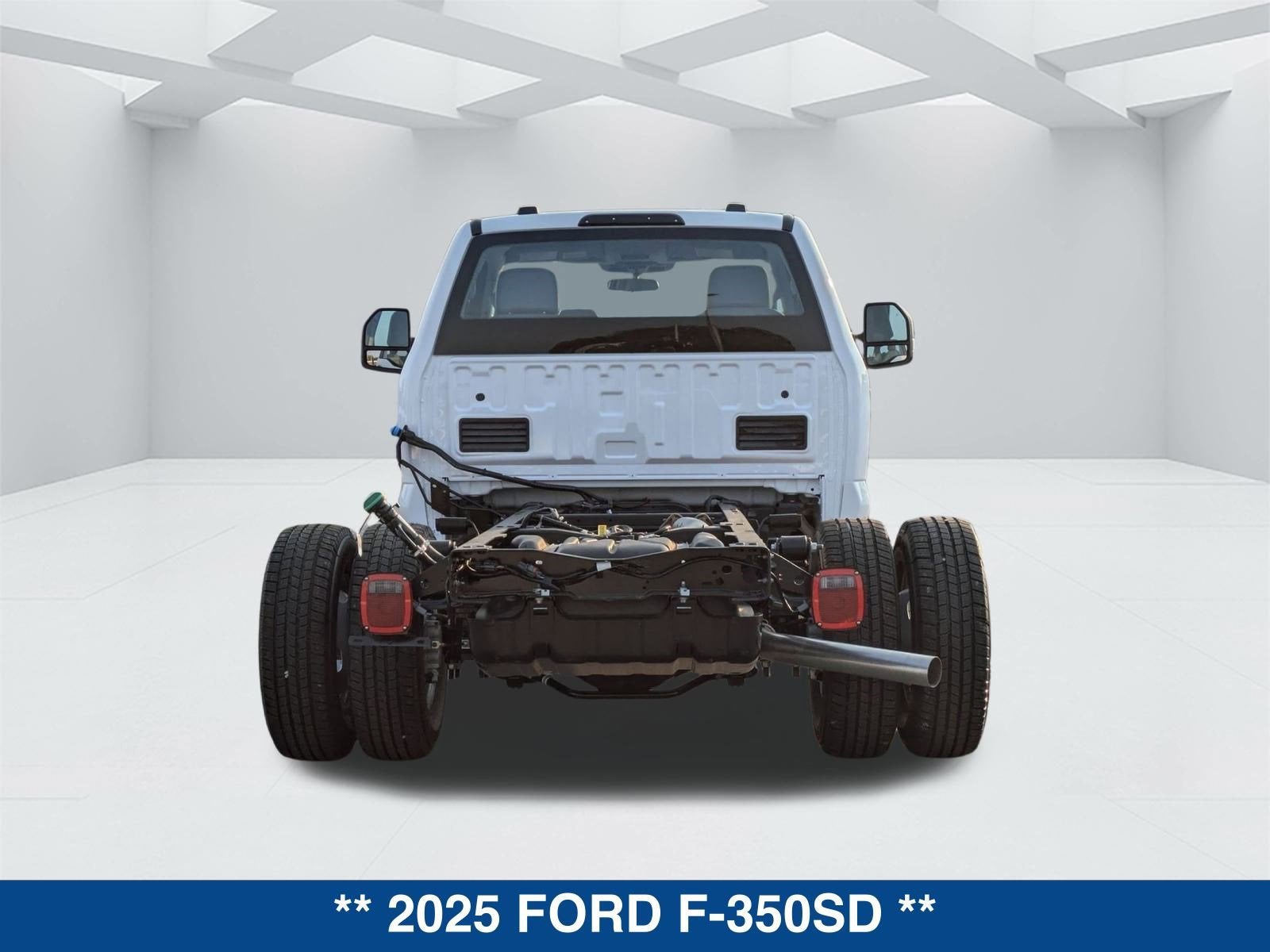 2025 Ford Super Duty F-350 DRW XL