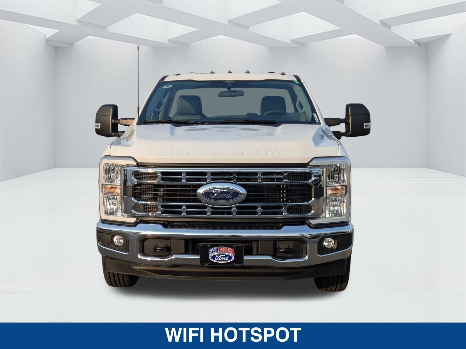 2025 Ford Super Duty F-350 DRW XL
