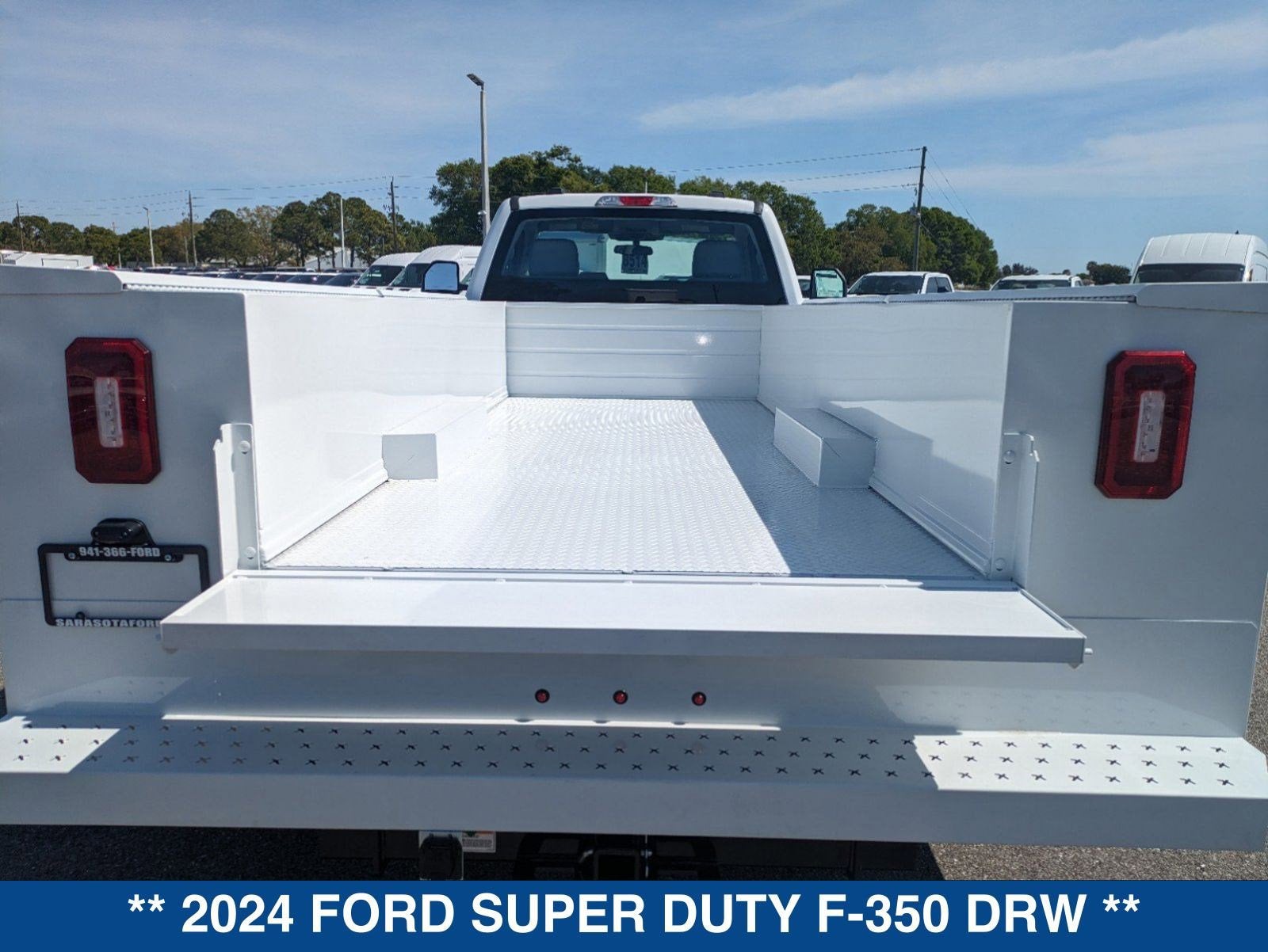 2024 Ford Super Duty F-350 DRW XL