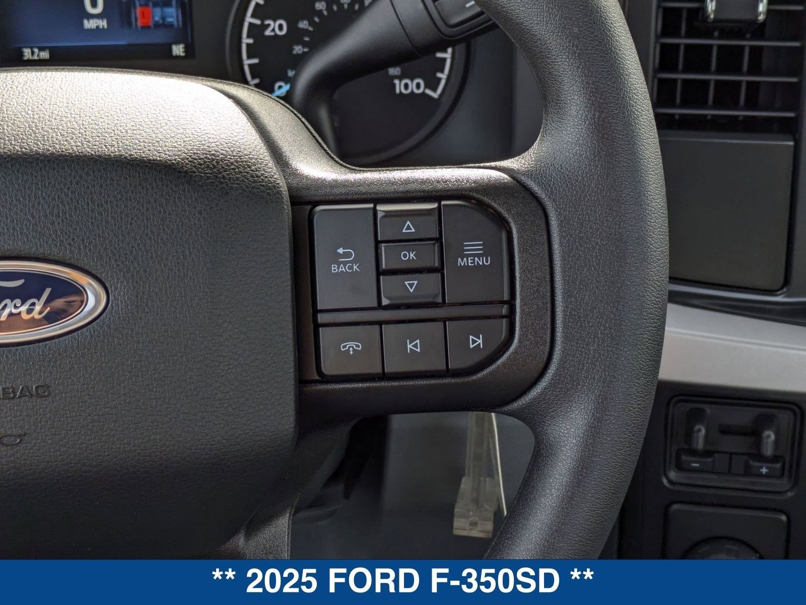 2025 Ford Super Duty F-350 DRW XL