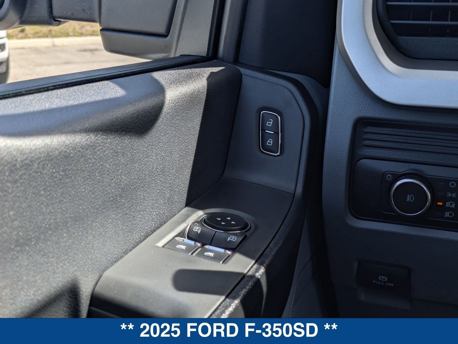 2025 Ford F-350SD XL