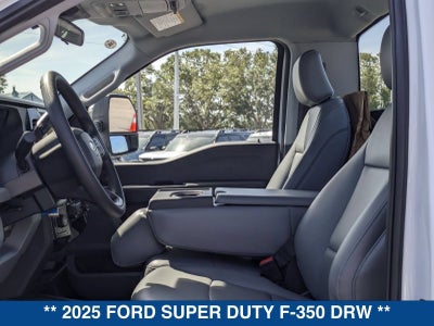 2025 Ford Super Duty F-350 DRW XL