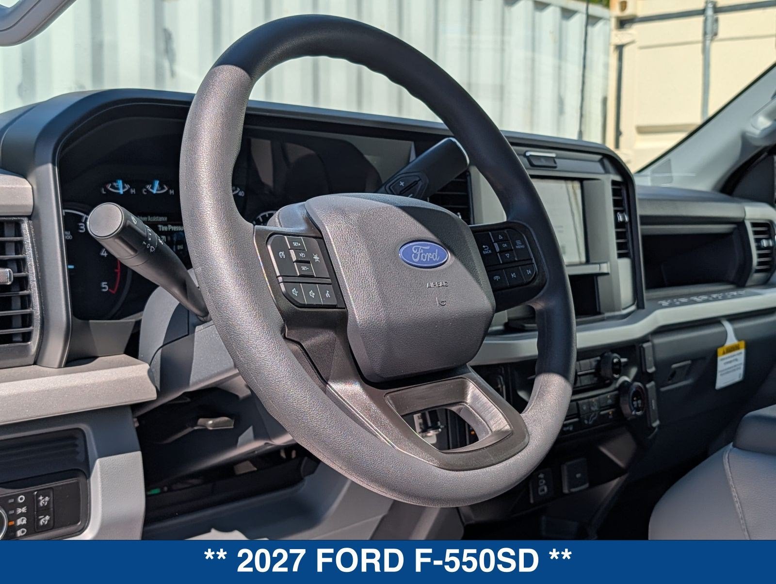 2027 Ford F-550SD XL