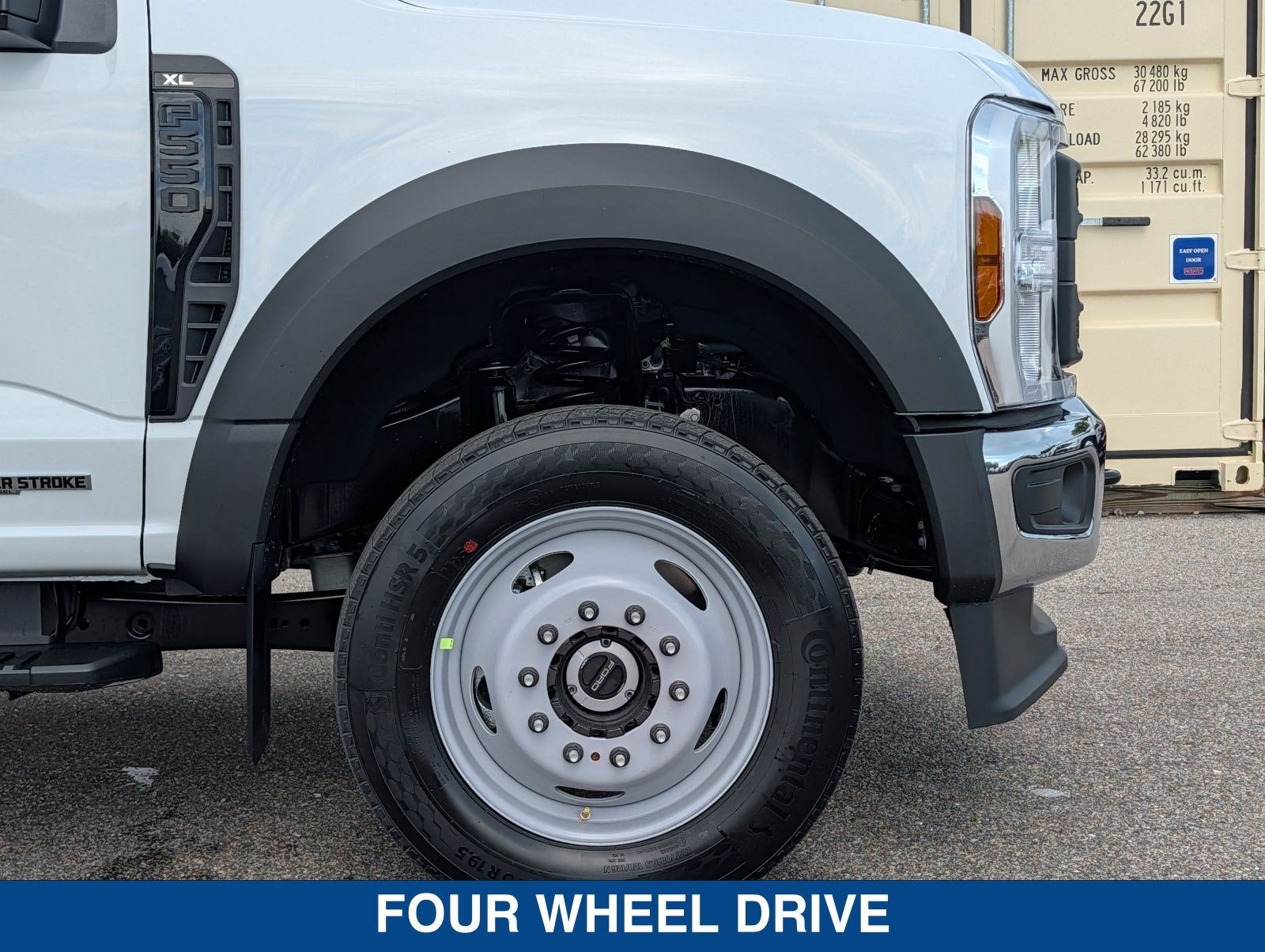 2027 Ford F-550SD XL