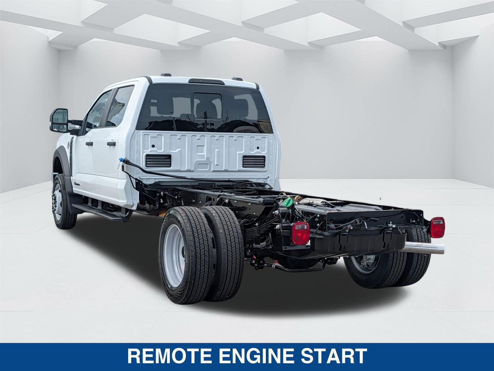 2027 Ford F-550SD XL