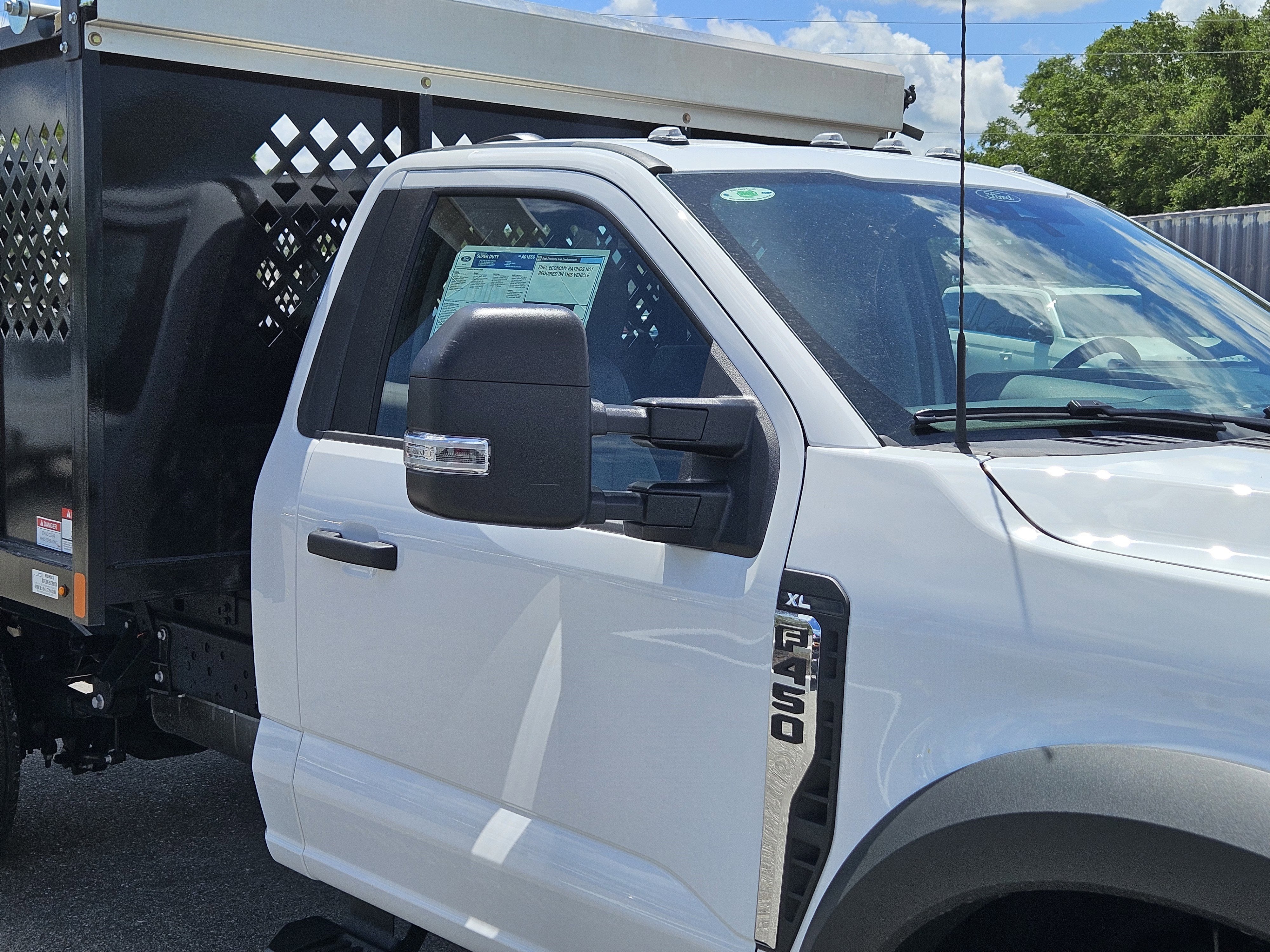 2025 Ford F-450SD XL