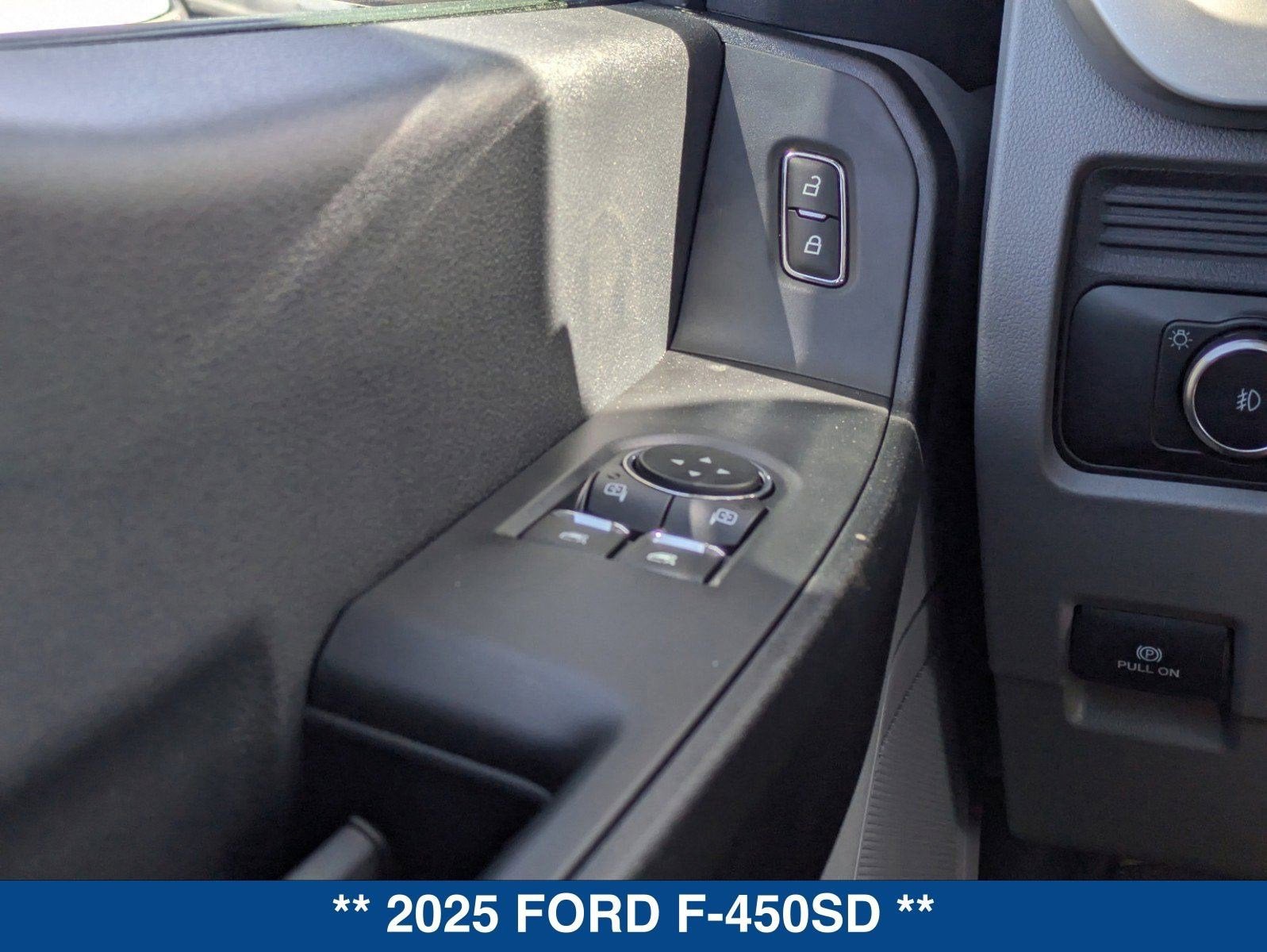 2025 Ford F-450SD XL