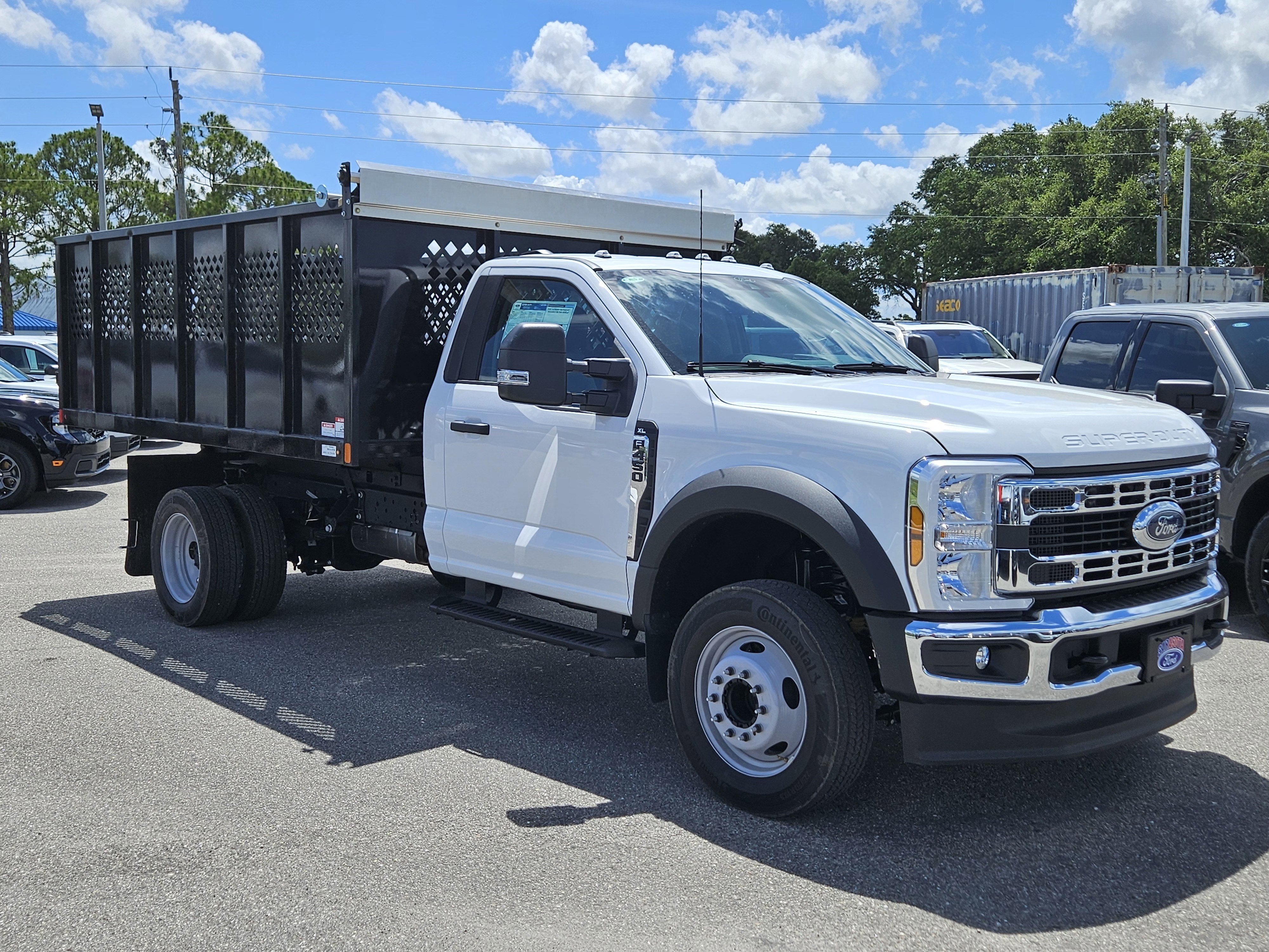 2025 Ford F-450SD XL