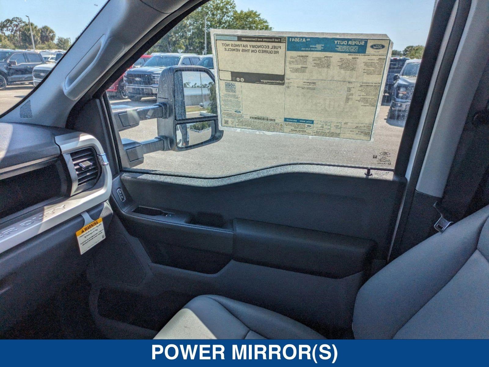 2024 Ford Super Duty F-550 DRW XL