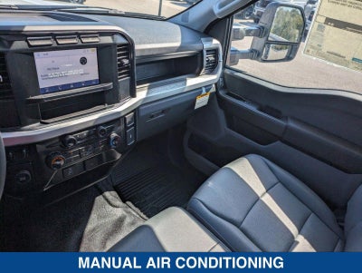 2024 Ford Super Duty F-550 DRW XL