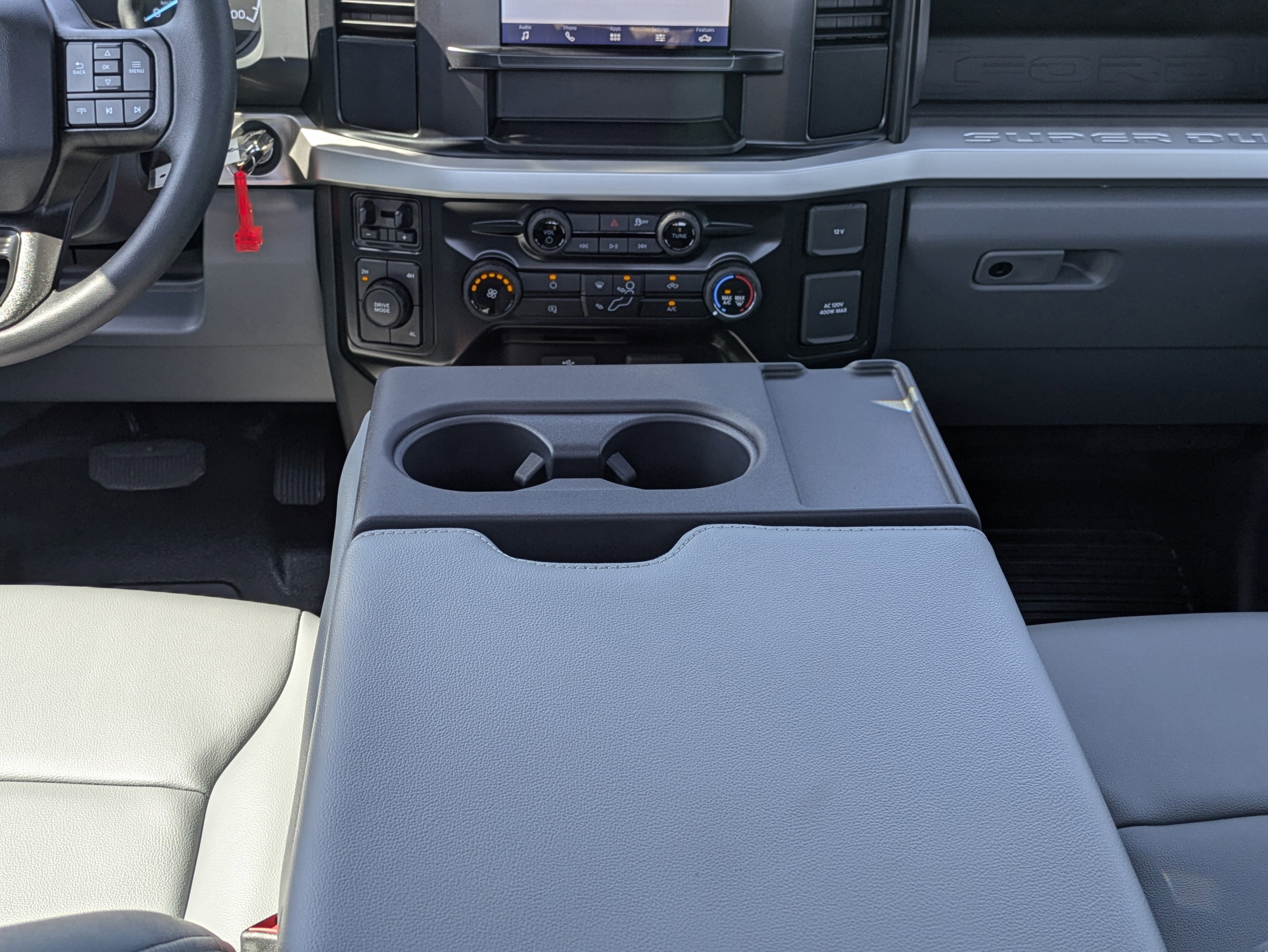 2025 Ford F-550SD XL