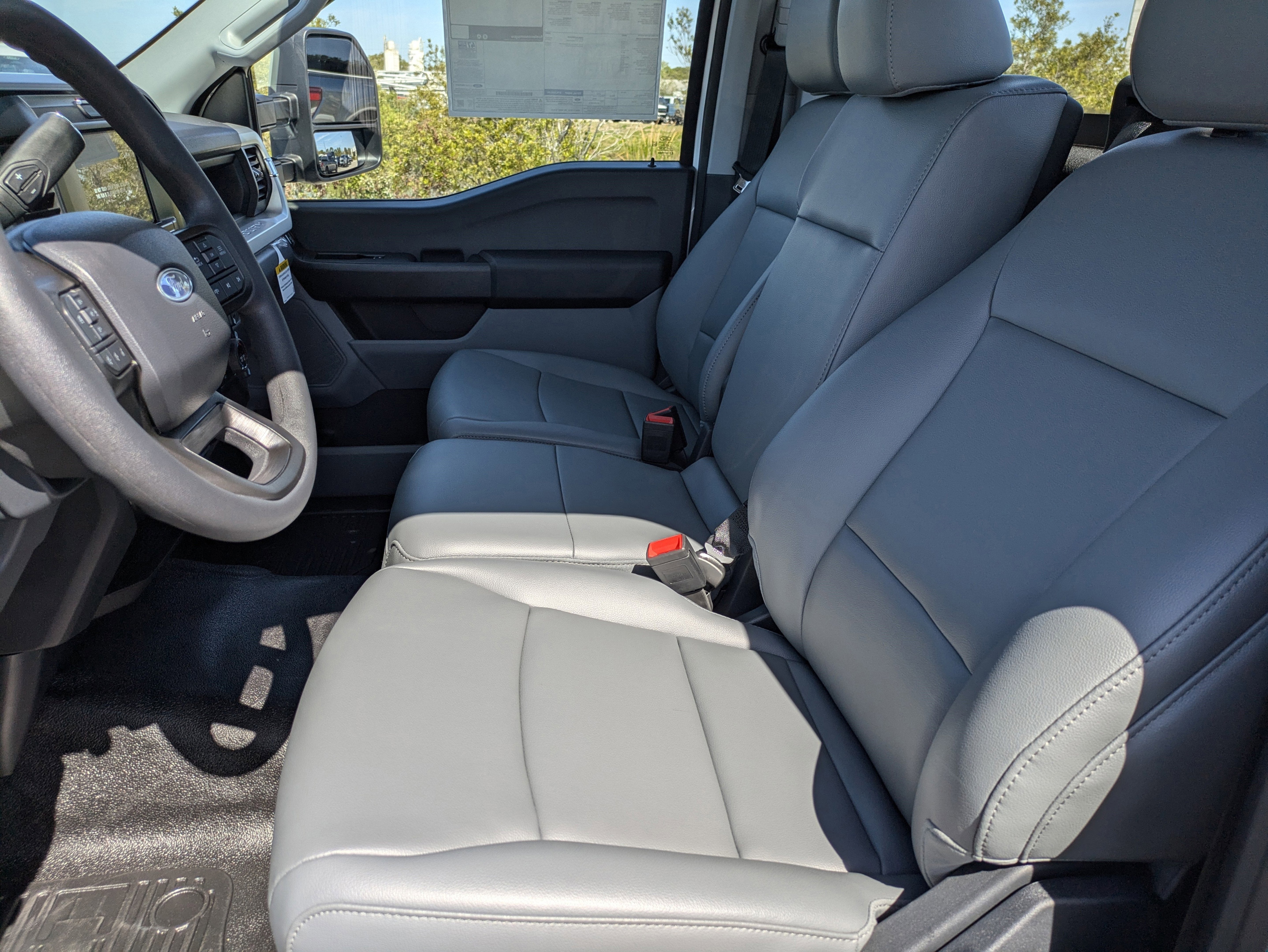 2025 Ford F-550SD XL