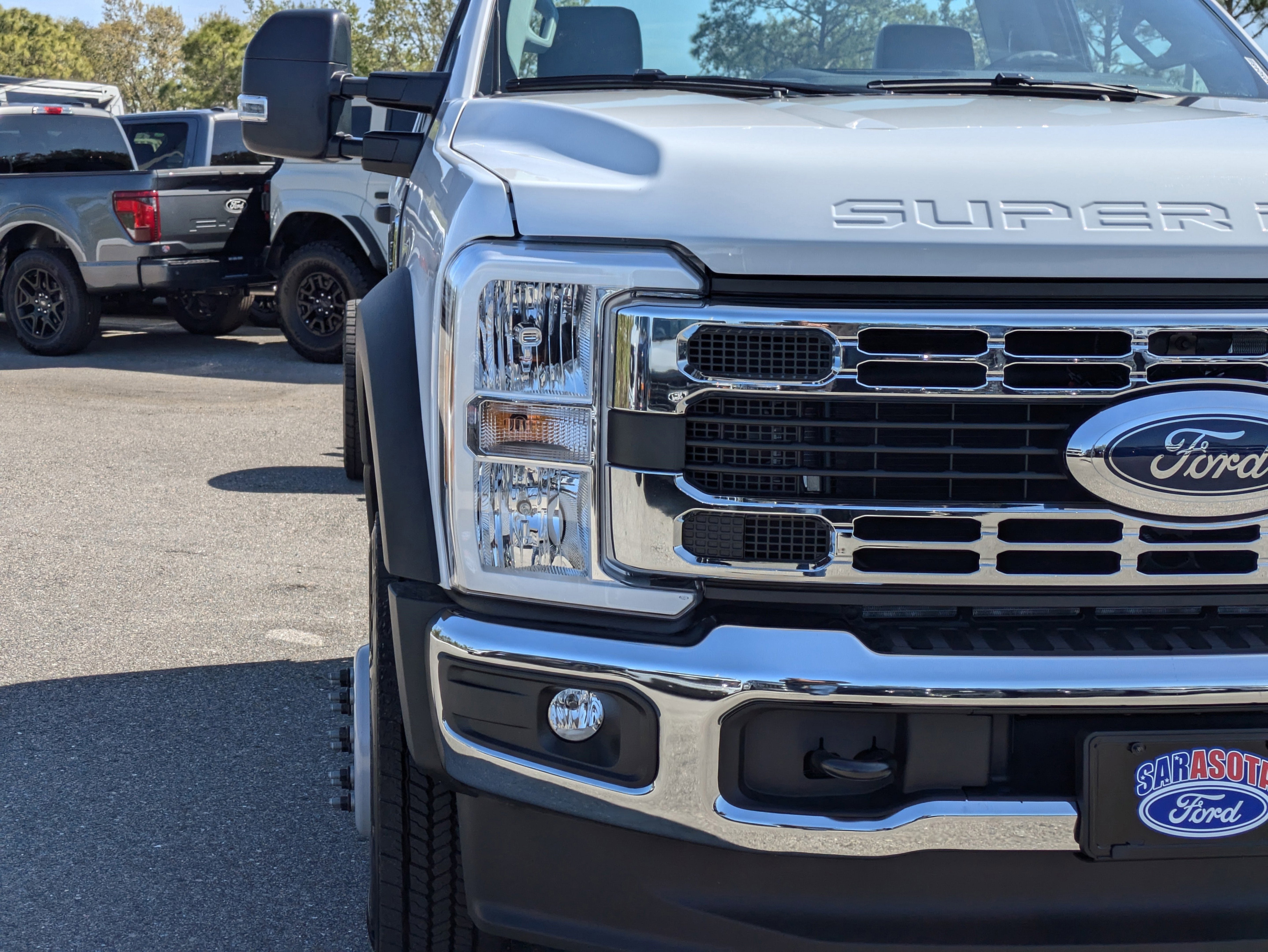 2025 Ford F-550SD XL