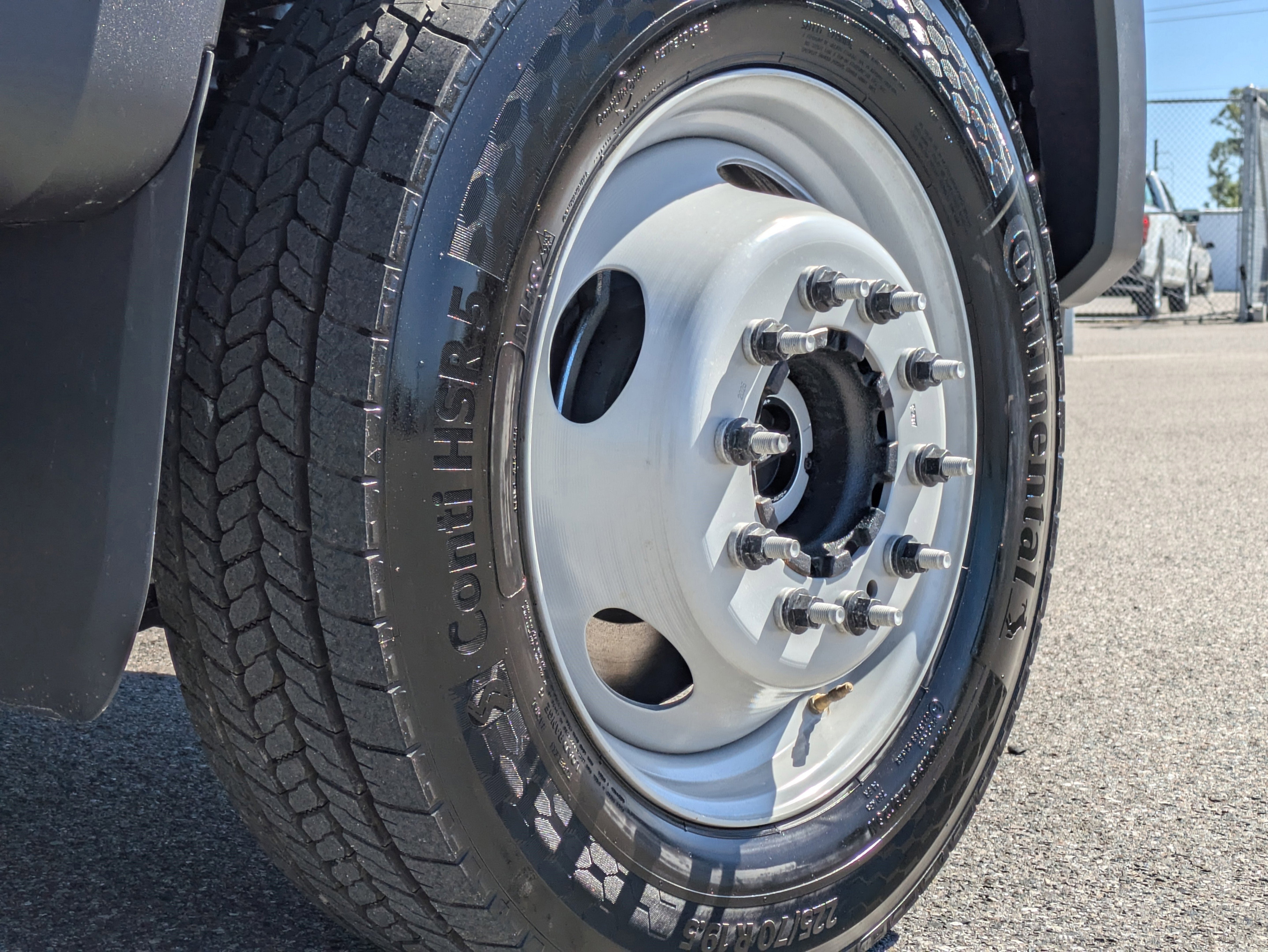 2025 Ford F-550SD XL