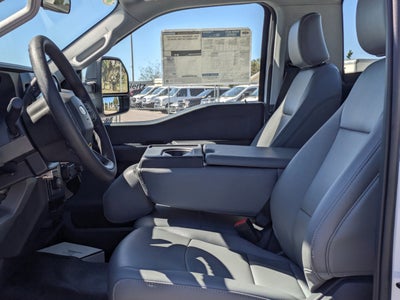 2025 Ford F-550SD XL