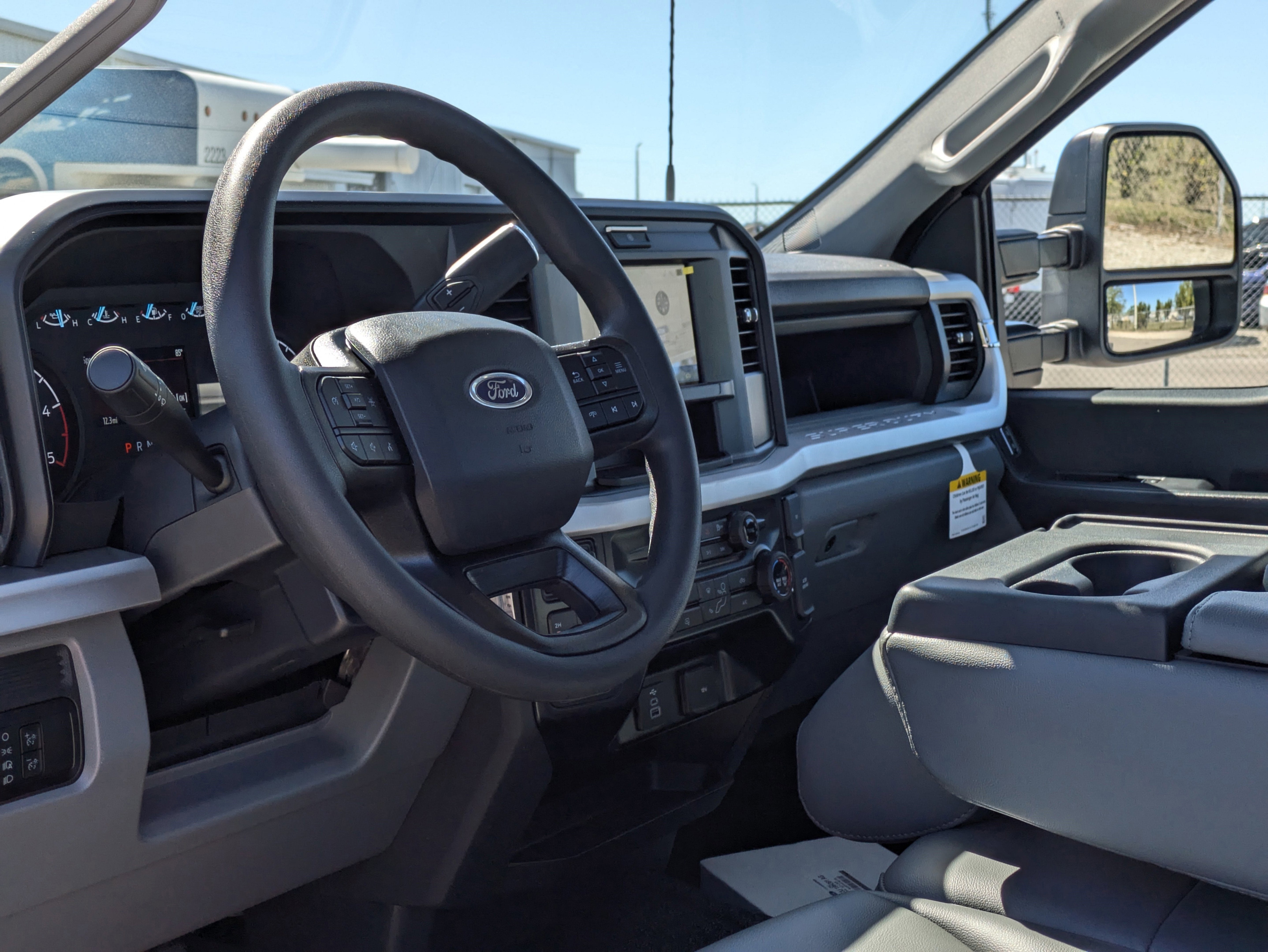 2025 Ford F-550SD XL