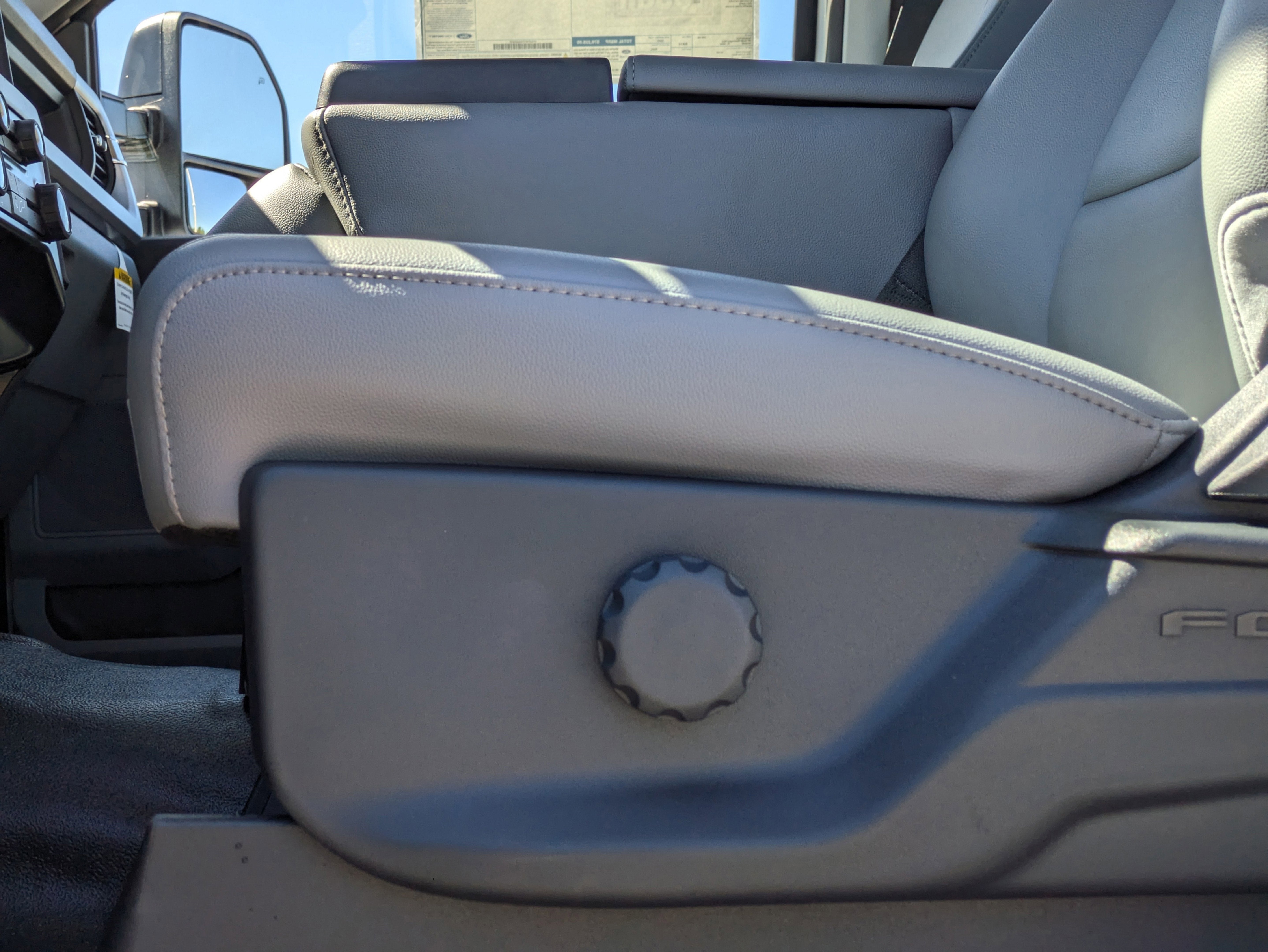 2025 Ford F-550SD XL