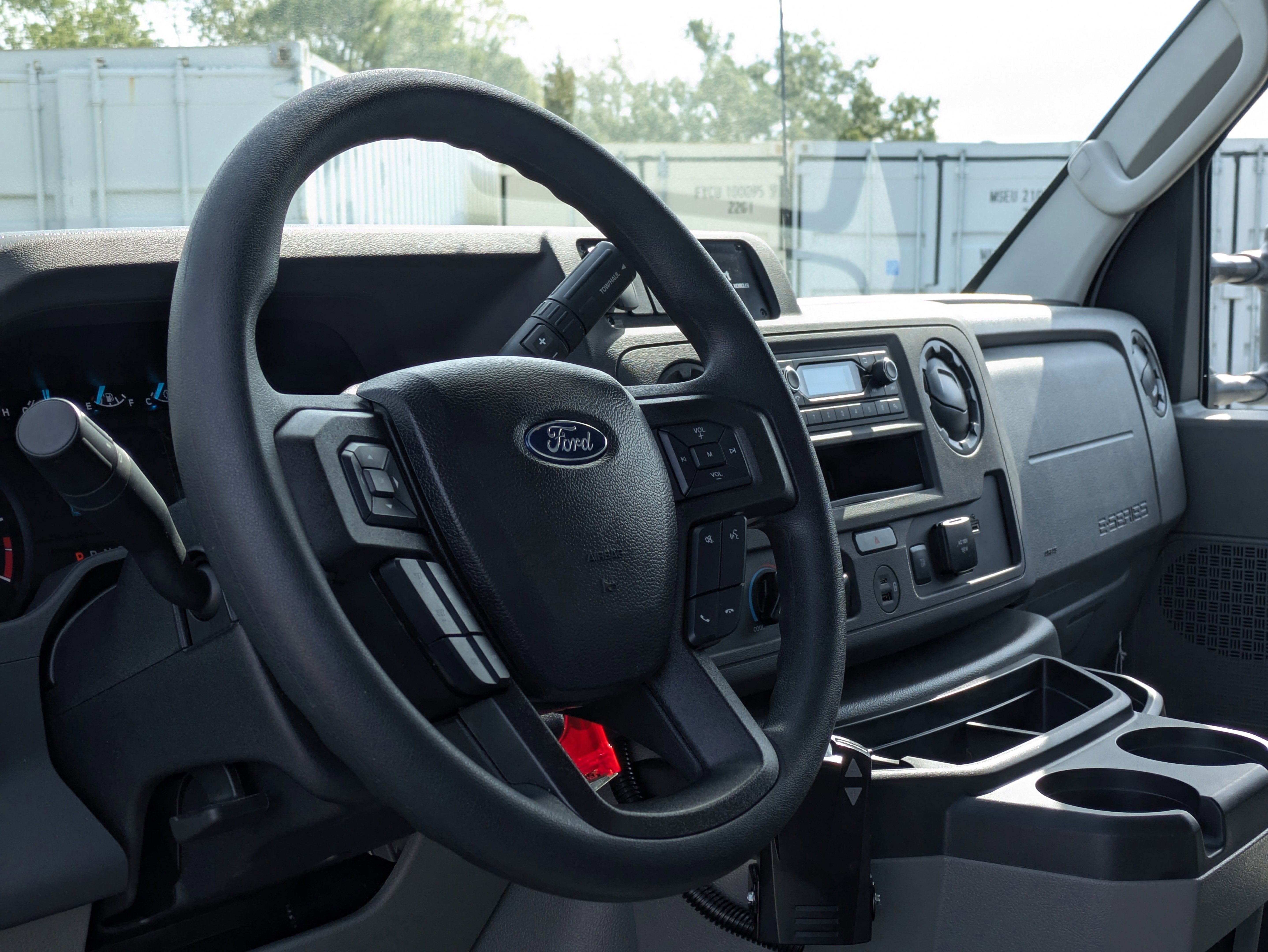 2025 Ford E-350SD E-350 SRW