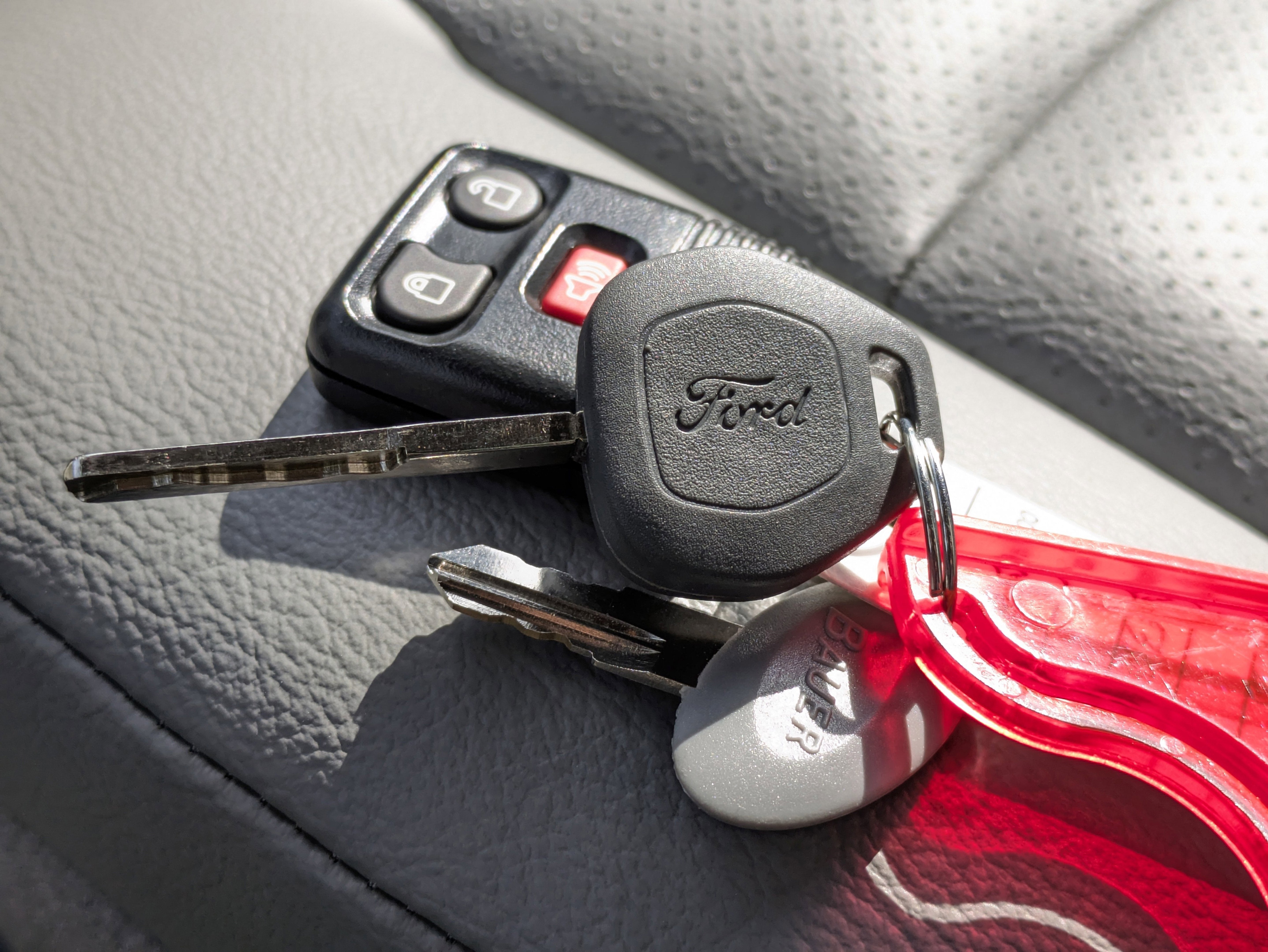 2025 Ford E-350SD E-350 SRW